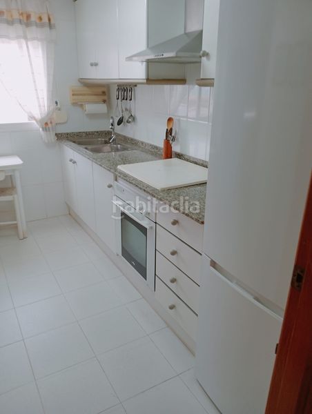 Foto d56a9591-e60c-4ba5-b7f0-9dd169bd7eef. Apartament amb aparcament piscina a Playa de Gandía Gandia