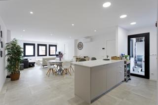 Appartement  Carrer major. **piso reformado con ms de 100m de terraza en el corazn de sa