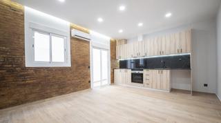 Appartement  Travessera de grcia. Piso reformado en travesera de grcia