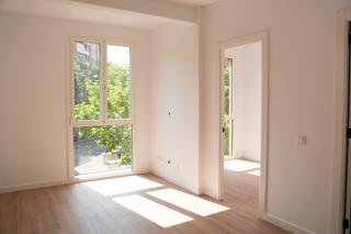 Appartement  Carrer del comte d'urgell. Piso reformado en calle comte d'urgell