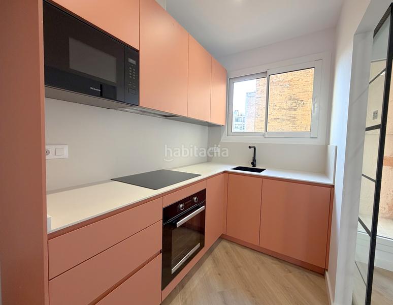 Foto c385793b-0c7f-4153-b9f1-a6014663a2ba. Flat with heating in La Nova Esquerra de l´Eixample Barcelona