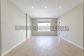 Flat in Carrer de Villarroel 17