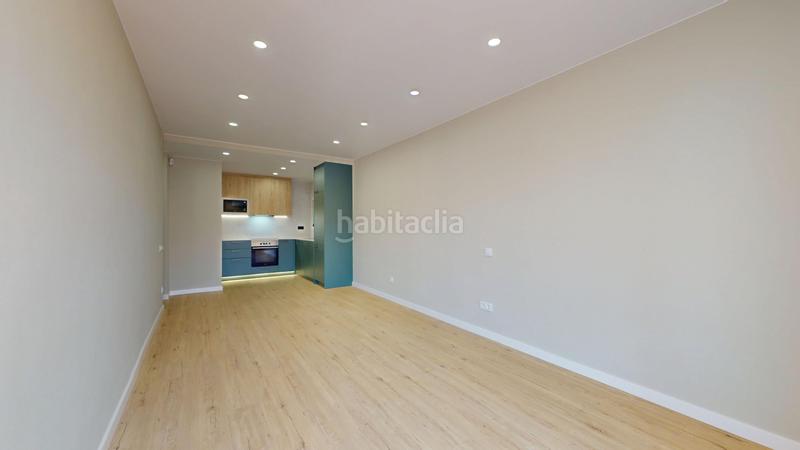 Foto 13a0063e-571a-4555-9865-ddc52dabd953. Ático  reformado en calle entença en Sant Antoni Barcelona