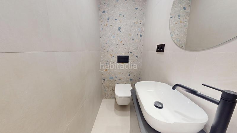 Foto a2cc3c6c-8ffb-42a3-8314-8762a28bfe24. Ático  reformado en calle entença en Sant Antoni Barcelona