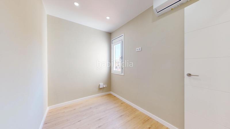 Foto c834ce00-13a7-4c07-8dd2-d7b8a644ebd5. Ático  reformado en calle entença en Sant Antoni Barcelona