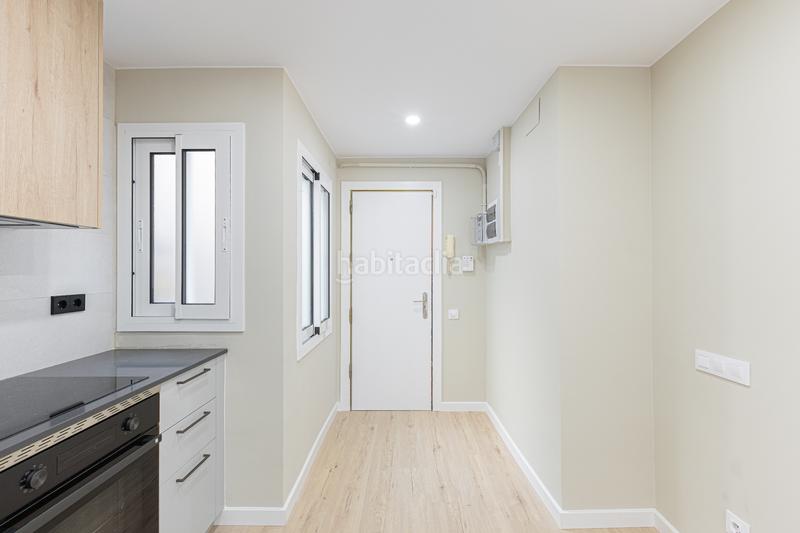 Foto 16c6071f-897e-4cac-92ce-fb58e33453b7. Piso  reformado en daoiz i velarde en Sants Barcelona