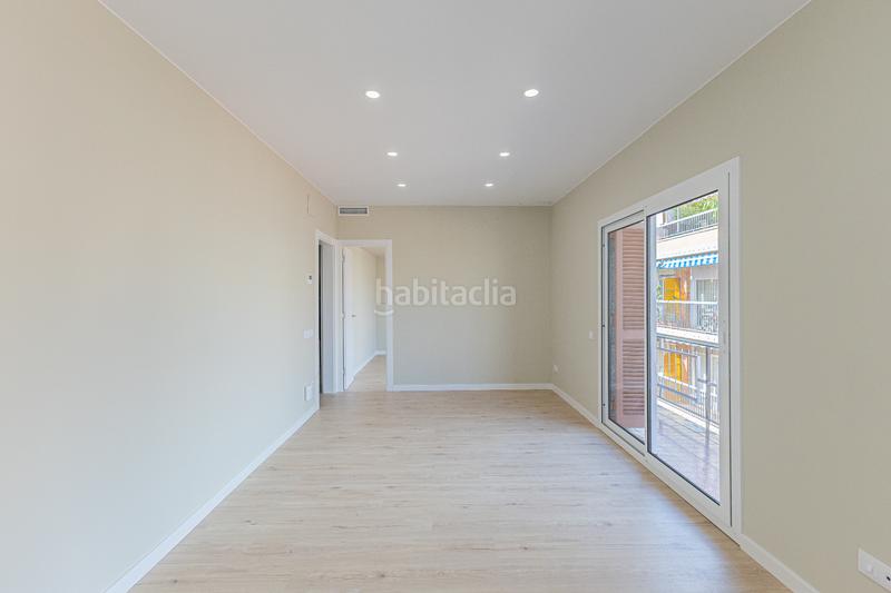 Foto b65fa4a7-4bff-4dbb-a71d-1ffe24a3cf97. Piso  reformado en daoiz i velarde en Sants Barcelona