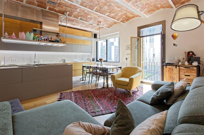 Foto 2ba2fb32-dbbe-4daf-bdae-a47ffa155990. Piso  histórico en general castaños en St. Pere - Sta. Caterina - El Born Barcelona