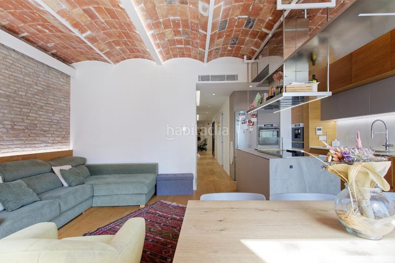 Foto aae6aab9-1178-48d7-9d85-91208b367907. Piso  histórico en general castaños en St. Pere - Sta. Caterina - El Born Barcelona