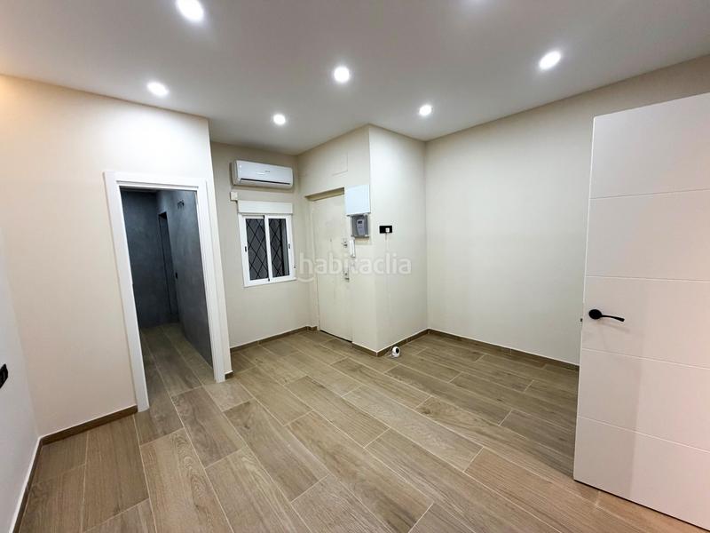 Foto 323d3799-7b67-4157-a816-89b9fb626948. Dúplex duplex reformada en calle gomis, gracia en Barcelona