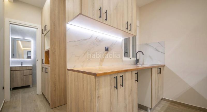 Foto 42e88a96-9351-4faf-b556-b742154aa063. Dúplex duplex reformada en calle gomis, gracia en Barcelona