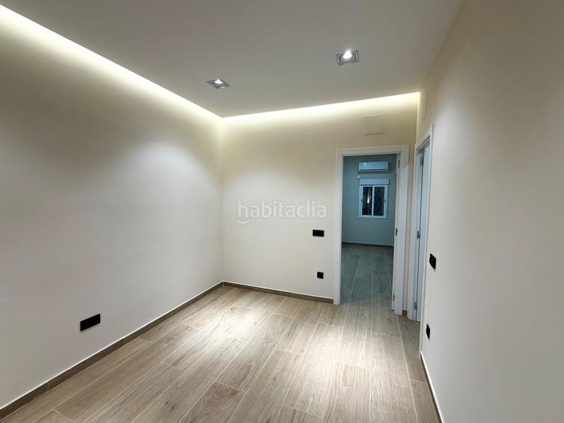 Foto 4c68e898-1937-4683-b3f1-0de50ca1731e. Dúplex duplex reformada en calle gomis, gracia en Barcelona