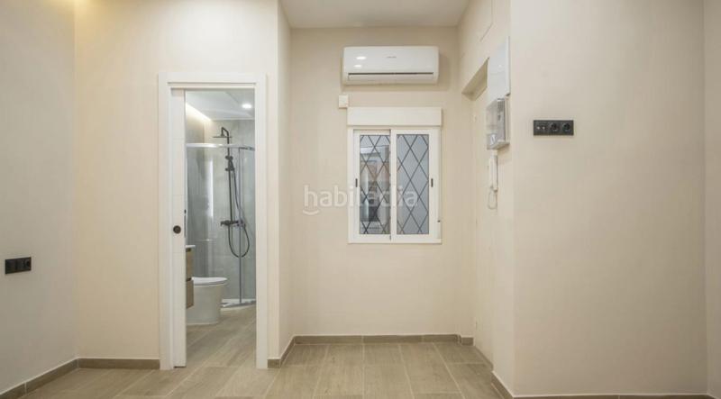 Foto 817bd79c-8211-4e36-9418-9665391e5b23. Dúplex duplex reformada en calle gomis, gracia en Barcelona