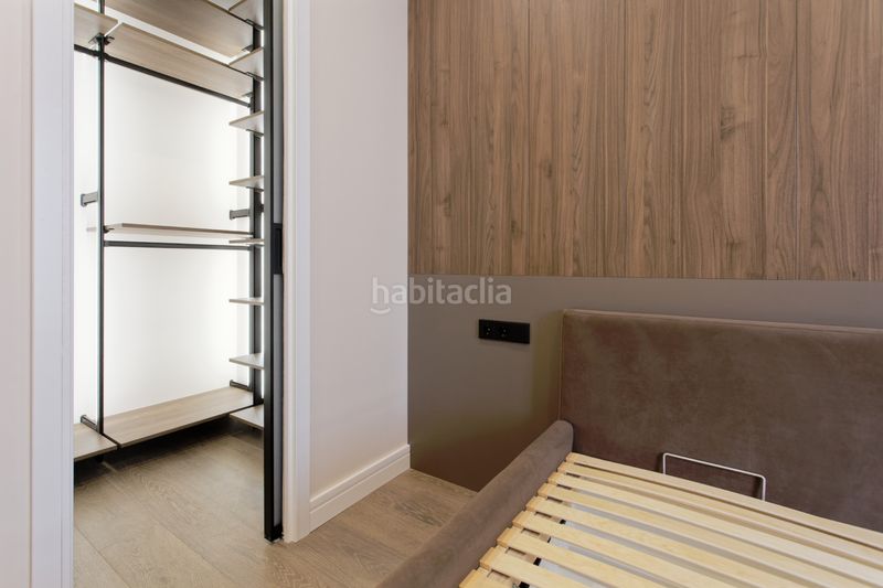 Foto 0a4e5756-aafc-4079-a31b-f21755d863a3. Àtic amb calefacció a Dreta de l´Eixample Barcelona