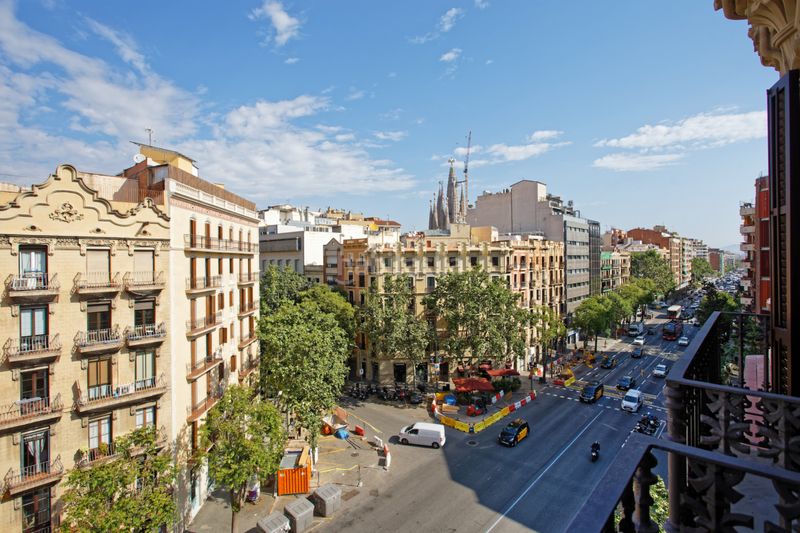 Foto aef7fb71-c377-4d0a-88d0-b4a5f6d3be8b. Àtic amb calefacció a Dreta de l´Eixample Barcelona