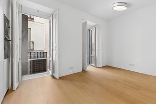 Pis  Calle del tesoro. Piso histórico reformado en calle tesoro, madrid con plaza de pa