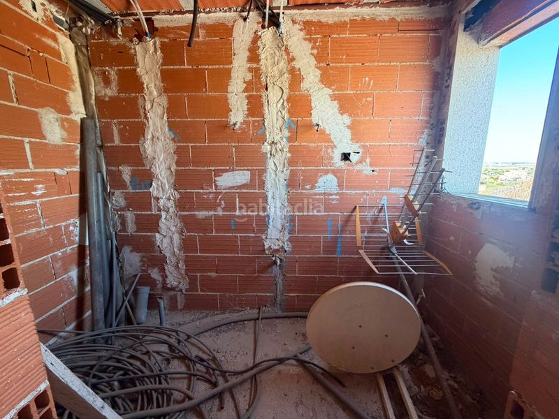 Foto f177f9e8-e685-4aa6-912a-cf689e513b97. Casa amb aparcament piscina a Mejorada del Campo