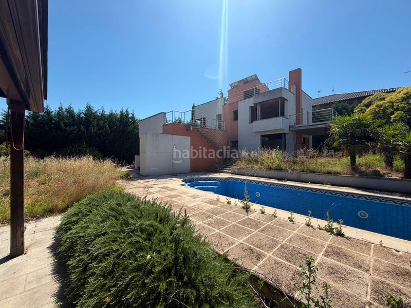 Foto f19a96b5-a72a-4ef9-a942-06a28383b0be. Casa amb aparcament piscina a Mejorada del Campo