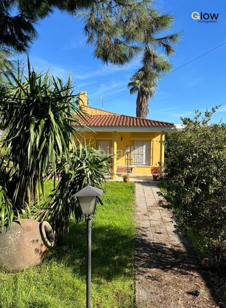 Foto a1e0d6e2-4f4d-4b3a-8f28-de64ad721de4. Chalet with heating parking pool in Ciudad Jardín Badajoz