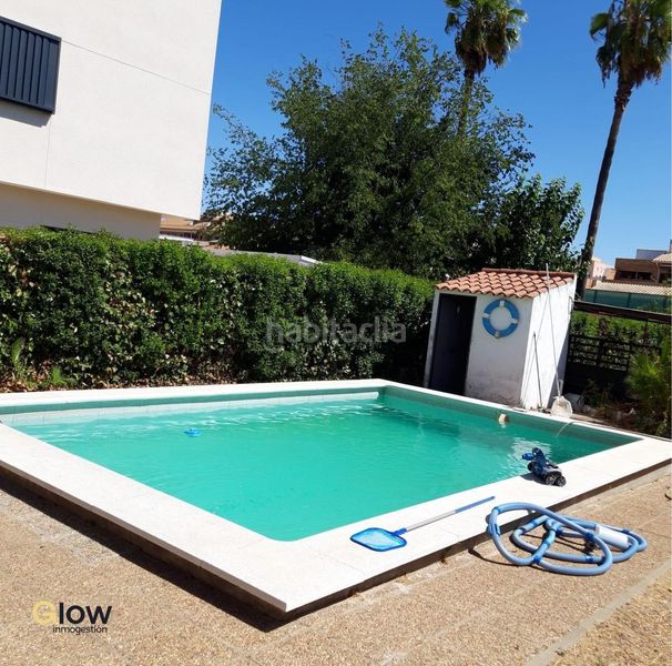 Foto bb47b43c-4dc2-48d9-b2a1-29c6df5b3eb9. Chalet with heating parking pool in Ciudad Jardín Badajoz
