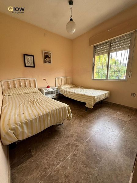 Foto bb818de9-9cf6-4ba7-8ba2-e6bea543b6ce. Chalet with heating parking pool in Ciudad Jardín Badajoz