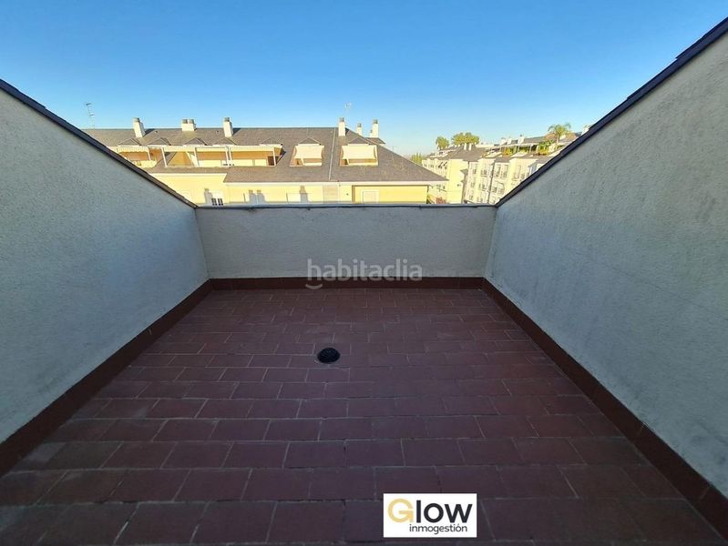 Foto a8a26388-b410-4a86-b03b-358a2d3e9563. Lloguer àtic amb calefacció aparcament a Avenida Elvas Badajoz