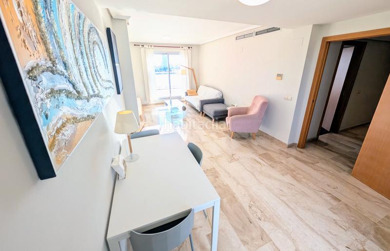 Foto e695a80e-ab8b-43eb-b6f8-cfc869ad11f9. Location attique dans carrer de la vall de la ballestera 64 dans Valencia