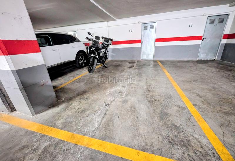 Foto 10637adb-ec16-43c8-93b3-18d643dfa6a4. Rent penthouse in carrer de la vall de la ballestera 64 in Valencia