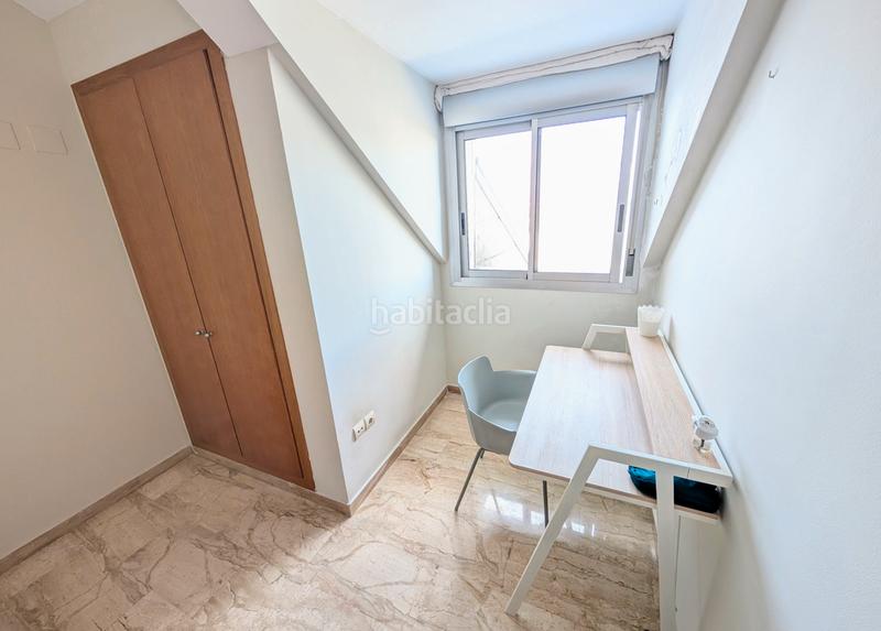 Foto 23d6b63d-85d5-47a5-bd0e-42347c6b7fef. Rent penthouse in carrer de la vall de la ballestera 64 in Valencia
