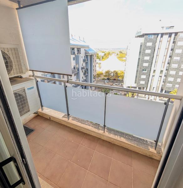 Foto 6070b838-1f63-46a1-b3c2-d372b37a519f. Rent penthouse in carrer de la vall de la ballestera 64 in Valencia