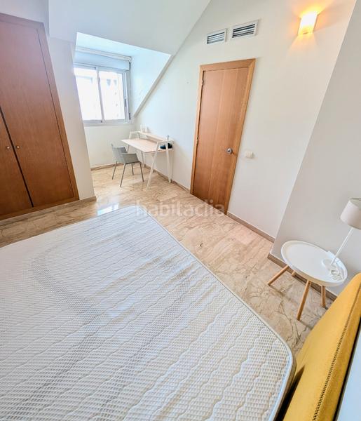 Foto 80198cda-7509-4af7-ab0b-b8c69dbbfe18. Rent penthouse in carrer de la vall de la ballestera 64 in Valencia