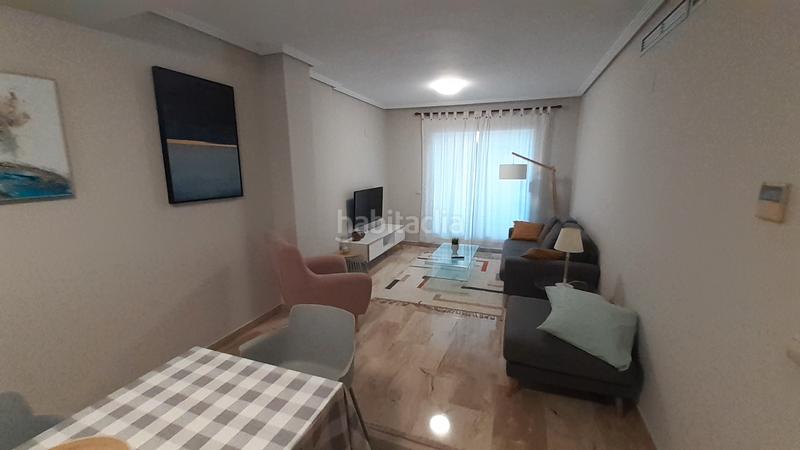 Foto 8d5b53f8-1a5a-47d9-8aeb-1a1cc2c0ecaa. Rent penthouse in carrer de la vall de la ballestera 64 in Valencia