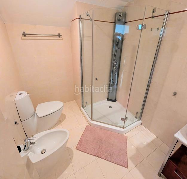 Foto c1be9bdb-16d7-4ba7-95ff-7d3b30a3f4ea. Rent penthouse in carrer de la vall de la ballestera 64 in Valencia