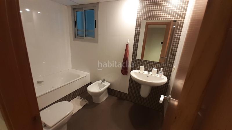 Foto e66d400c-2235-484b-b99e-8ce1b061c113. Rent penthouse in carrer de la vall de la ballestera 64 in Valencia