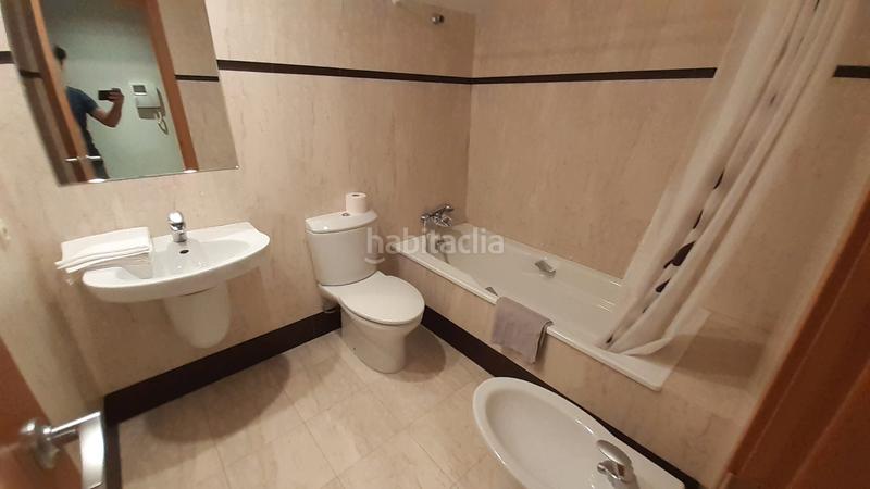 Foto ceed11a1-3543-4759-8543-252899ebad33. Àtic a carrer de la vall de la ballestera 64 a Nou Campanar Valencia