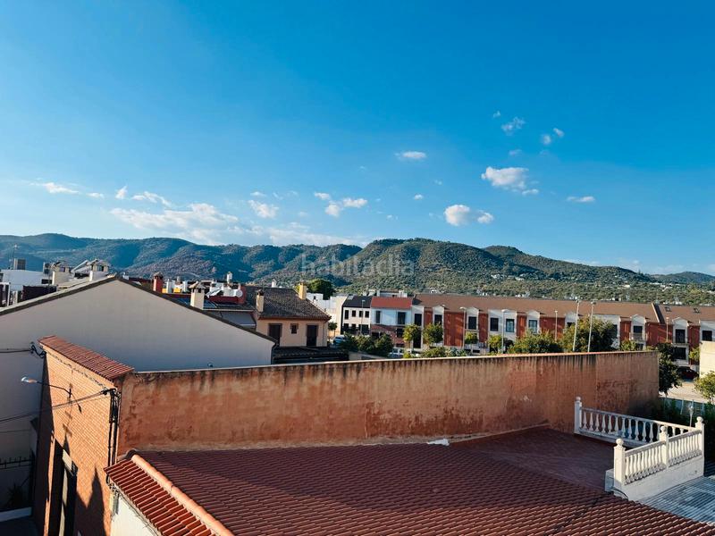 Foto f087a65d-6e1d-4998-8adb-188a441315dc. Casa a schiera con parcheggio in Poniente-Norte - Miralbaida - Parque Azahara Córdoba