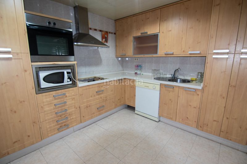 Foto 71dd5cd8-eb1f-4045-a14e-8d752890f0d0. Casa adosada en Ogíjares