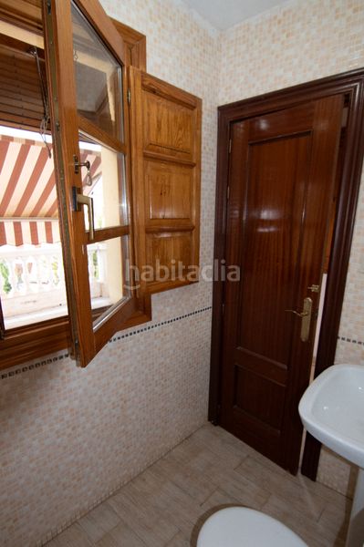 Foto 85fb57f2-26b5-45e7-bee8-04a951ece525. Casa adosada en Ogíjares