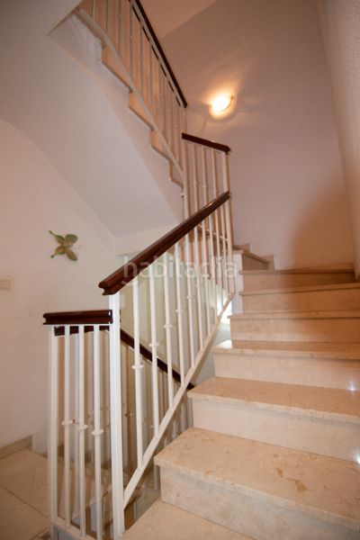 Foto bfe530b9-775f-4b40-a36c-ea619ad6fe4e. Casa adosada en Ogíjares