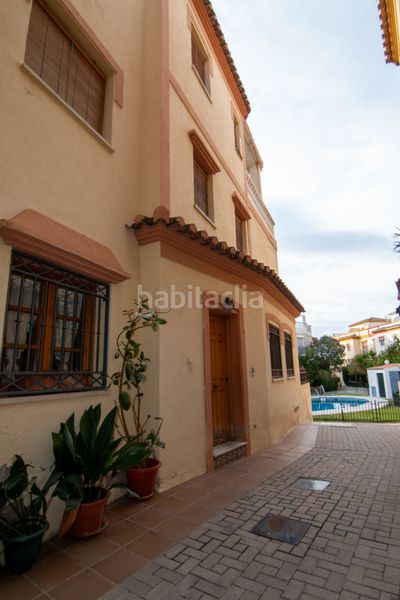 Foto ca2c75a0-af86-4c02-97af-64c88f39fe33. Casa adosada en Ogíjares