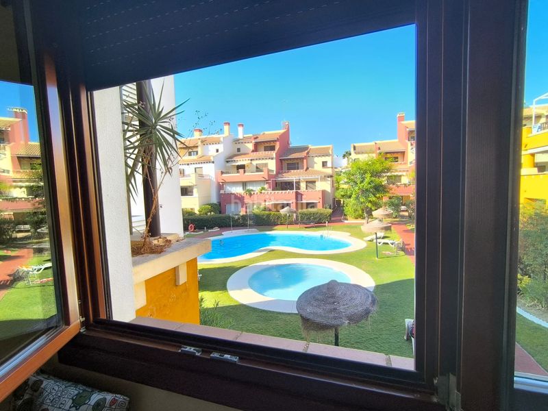 Foto 3a361033-2b12-4df2-b266-1c7515ab00df. Pis amb aparcament piscina a Costa Esuri Ayamonte