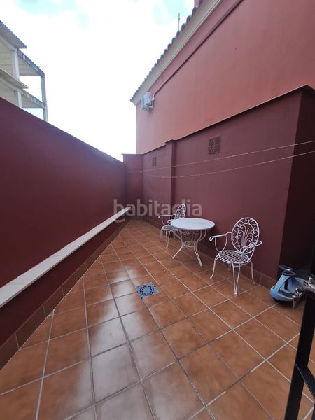 Foto c7cea9a8-9073-49a2-9920-afeac50948b6. Casa adossada amb aparcament a Écija