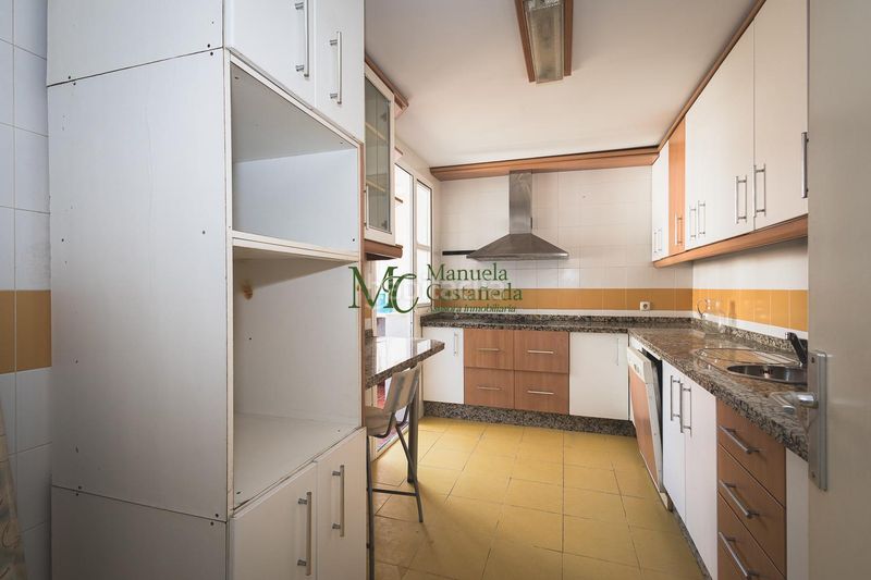 Foto c43548d9-54f7-4168-ae43-d797c7c3c0c2. Appartamento con parcheggio in Oeste Mérida