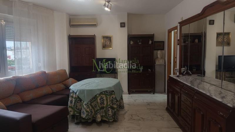 Foto b60b8f75-f52b-4c0c-b4b4-f18bb26ba623. Alquiler piso  en Centro Mérida