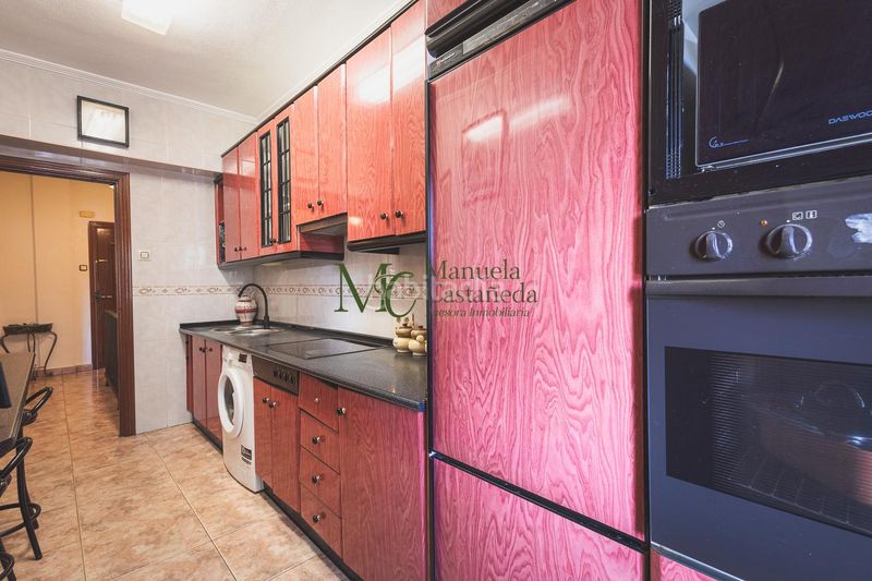 Foto b77165e2-d8eb-441a-854c-c1ecb3ef0f9e. Pis amb aparcament a Sur Mérida