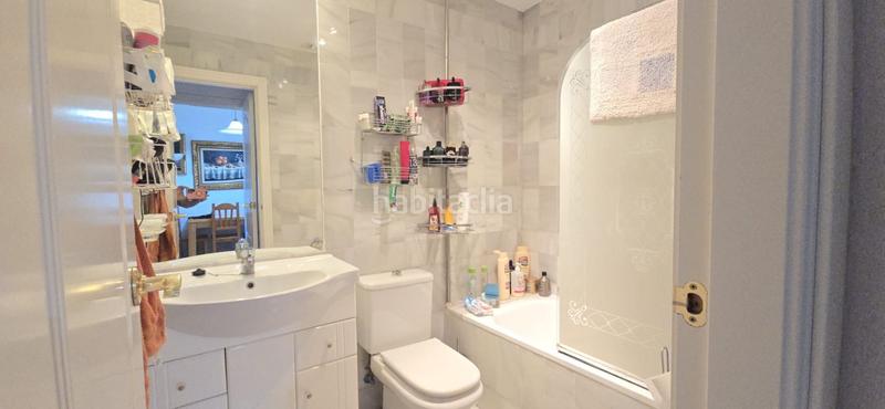 Foto 32035206-685e-4a0c-bf94-ed205a75c8c7. Pis amb aparcament piscina a Riviera del Sol Mijas