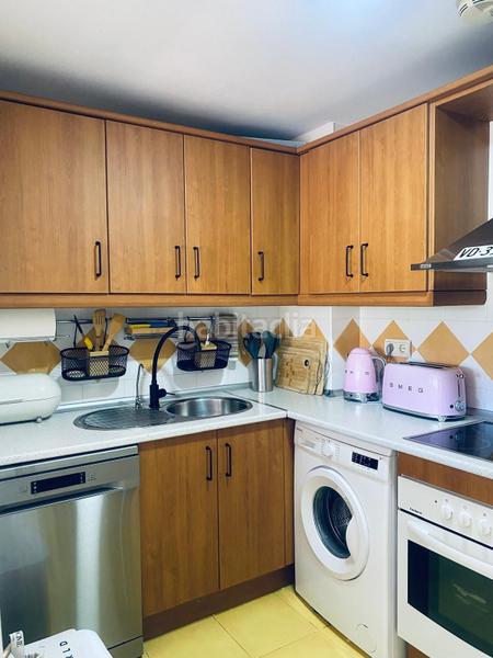 Foto 27b41cd2-9dc9-48ce-a916-00578d4ae03c. Rent penthouse with heating parking pool in Romana Playa Marbella