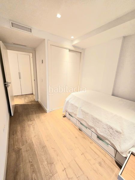 Foto df21c9dd-404f-4f0d-a630-3abd2116072e. Pis amb calefacció aparcament piscina a Real de Zaragoza Marbella