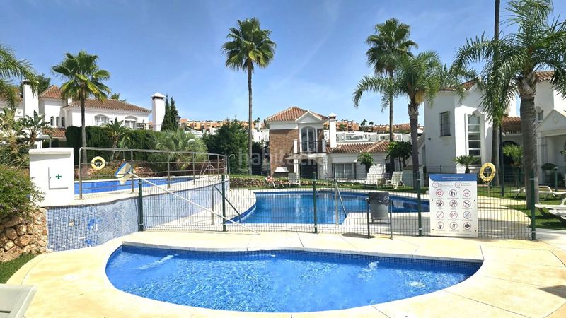 Foto 3a3a35a4-d9e3-45da-abc5-e74c8eea6617. Casa adossada amb calefacció aparcament piscina a Mijas