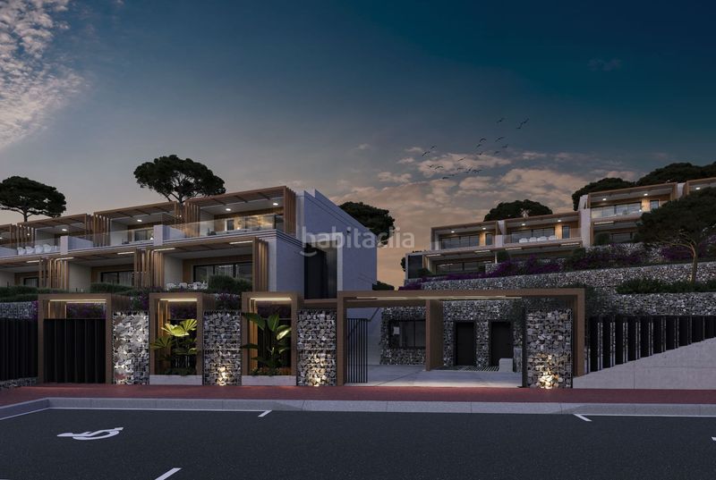 Foto 42ce6904-1d71-41ce-8c42-15f8c8c962aa. Casa amb aparcament piscina a El Faro de Calaburra - Chaparral Mijas